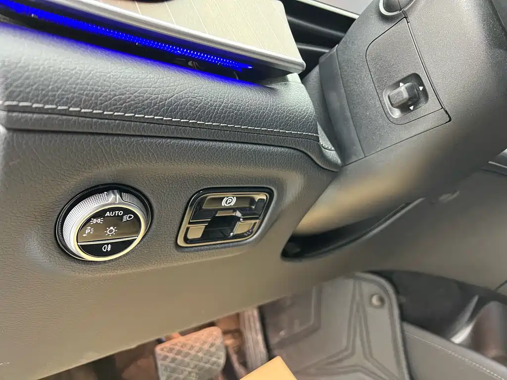 Mercedes-Benz EQE 2022 350 Luxury Edition купить на сайте DeffCars
