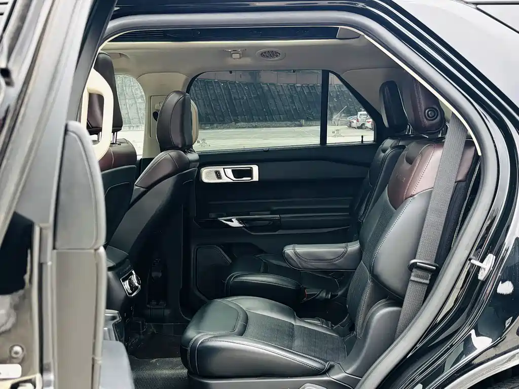 Explorer 2020 EcoBoost 285 four-wheel drive platinum version 6 seats купить на сайте DeffCars