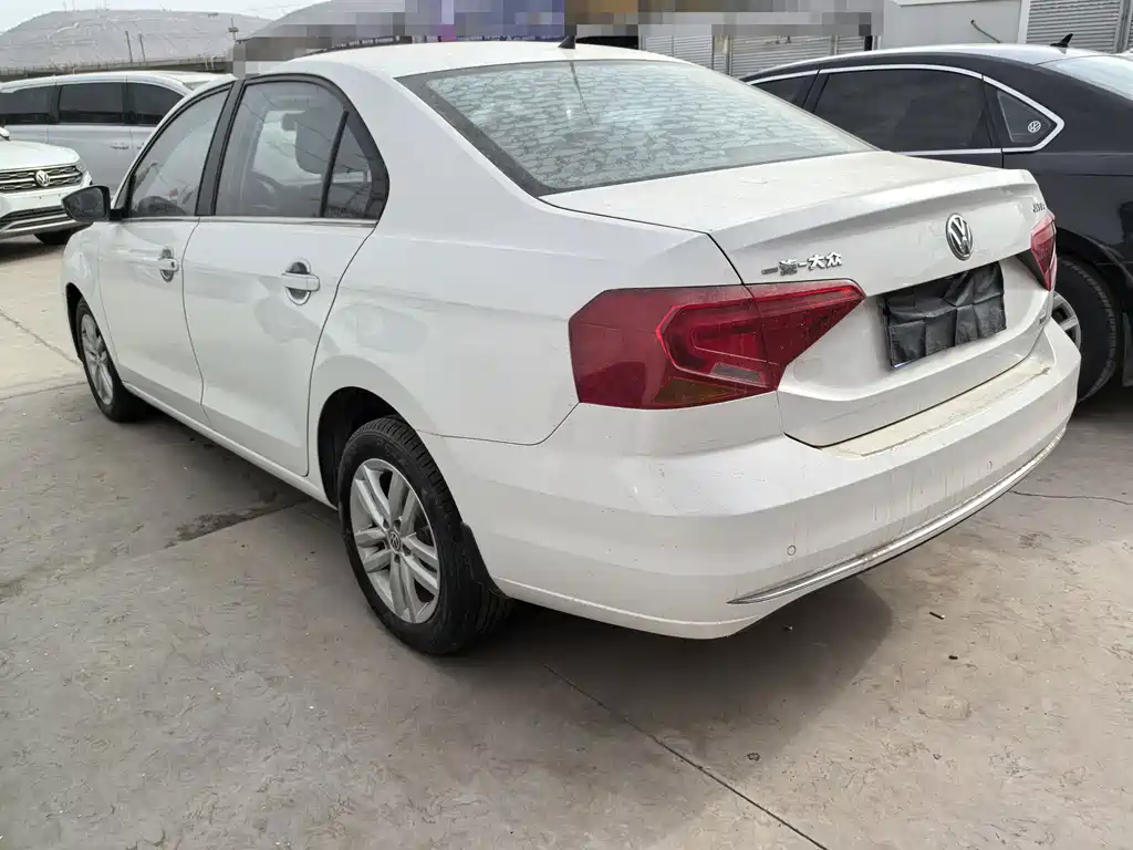 Jetta 2017 1.5L manual comfort model купить на сайте DeffCars