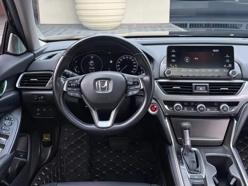 Accord 2018 260TURBO Deluxe Edition National VI купить на сайте DeffCars