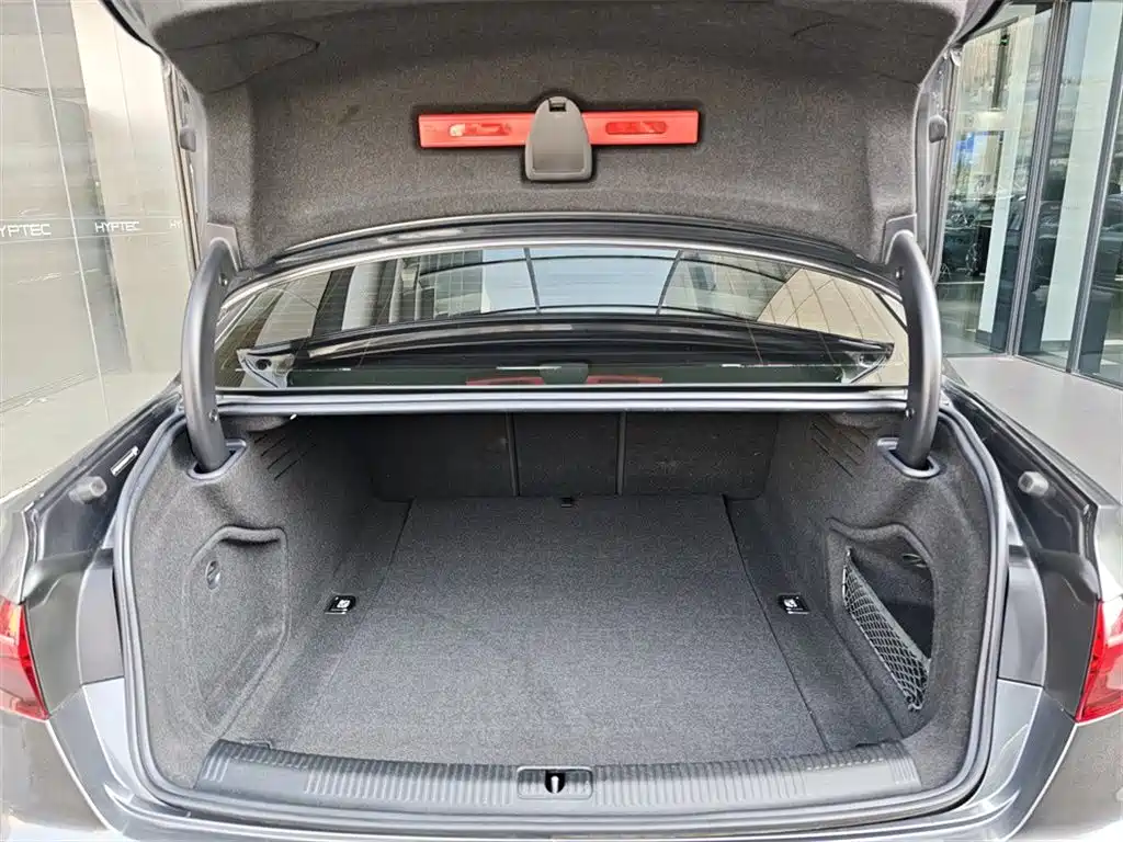 Audi A4L 2022 40 TFSI Fashionable and Dynamic купить на сайте DeffCars