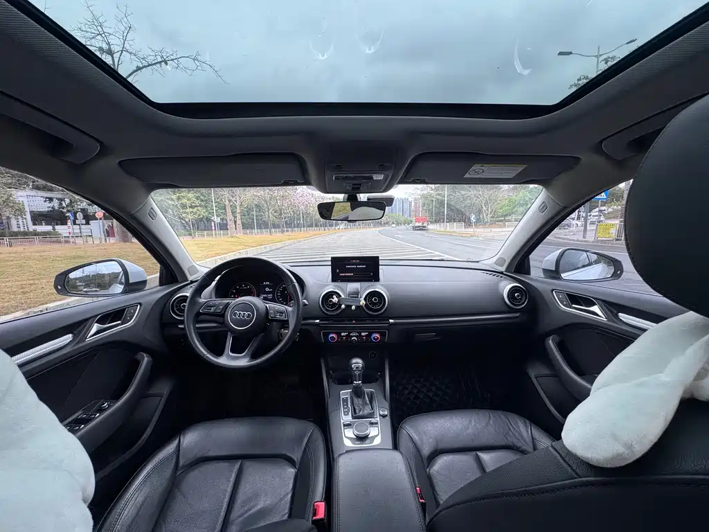 Audi A3 2019 Limousine 35 TFSI Fashion Type National V купить на сайте DeffCars