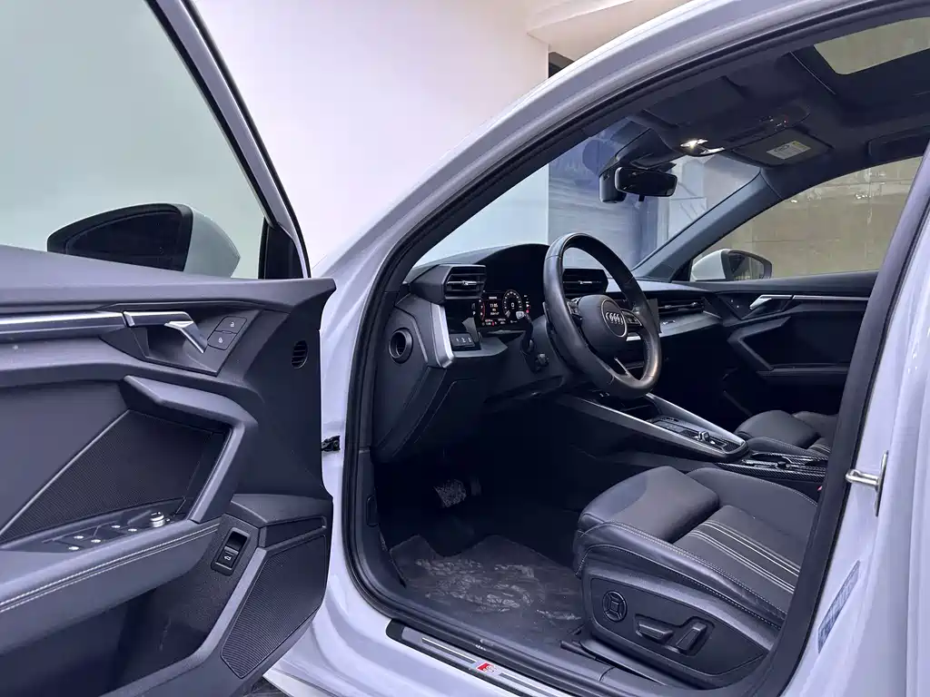 Audi A3 2021 Sportback 35 TFSI stylish and sporty купить на сайте DeffCars