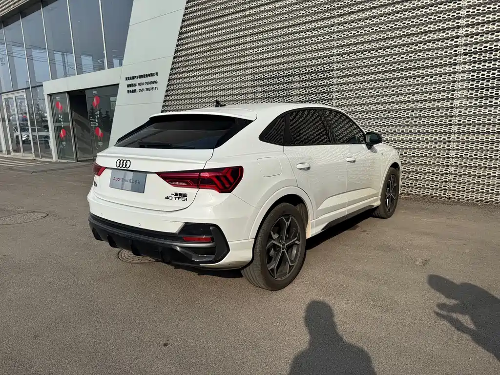 Audi Q3 Sportback 2024 40 TFSI Fashion купить на сайте DeffCars