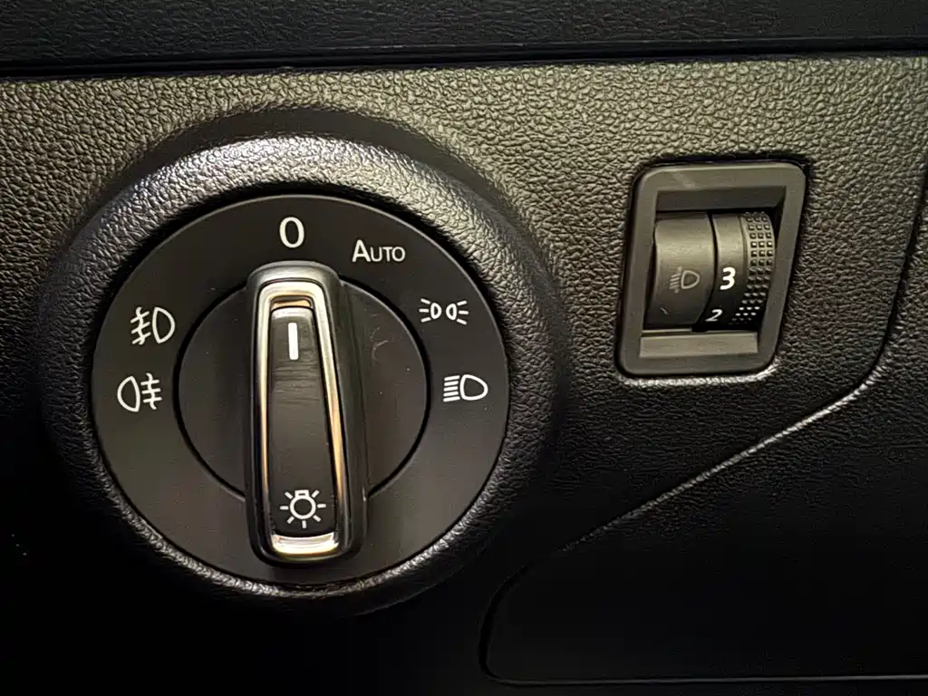 Jetta VS5 2022 280TSI automatic joy model купить на сайте DeffCars