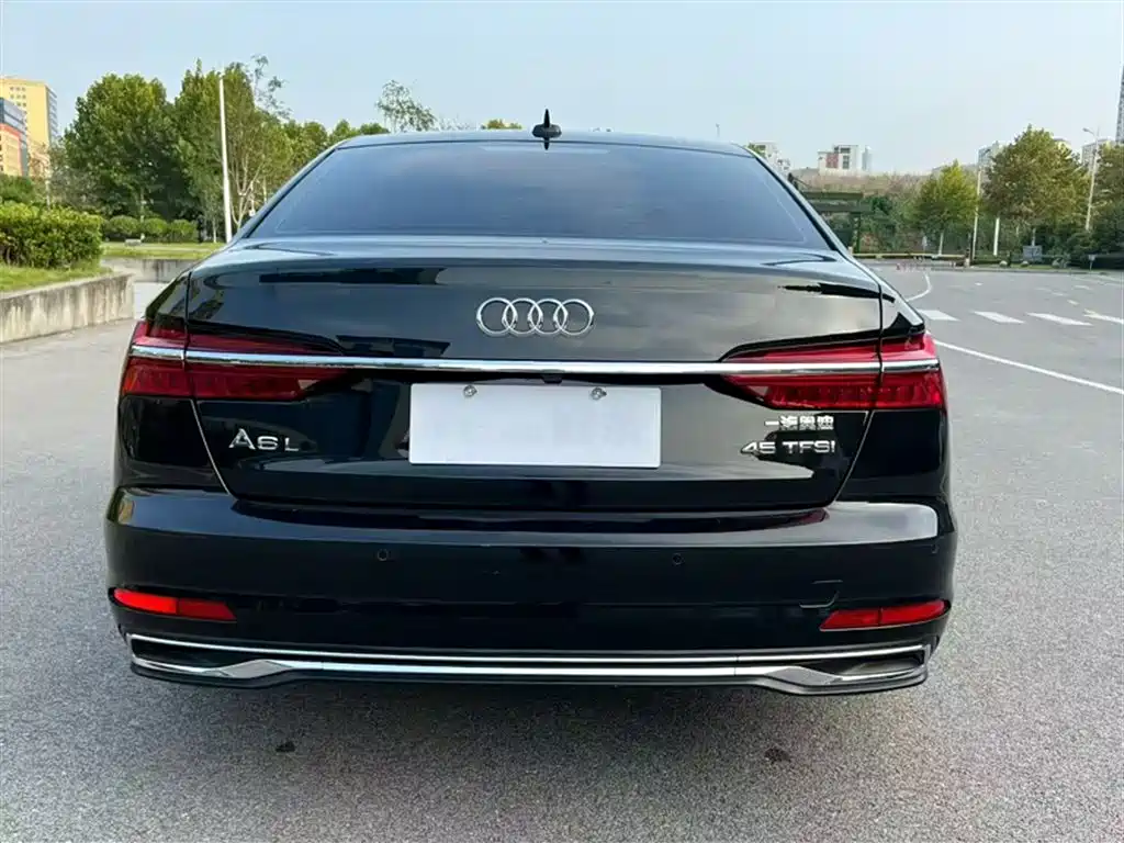 Audi A6L 2023 45 TFSI Premium Elegant Model купить на сайте DeffCars
