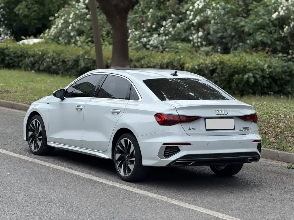 Audi A3 2022 A3L Limousine 35 TFSI Fashionable and Elegant купить на сайте DeffCars