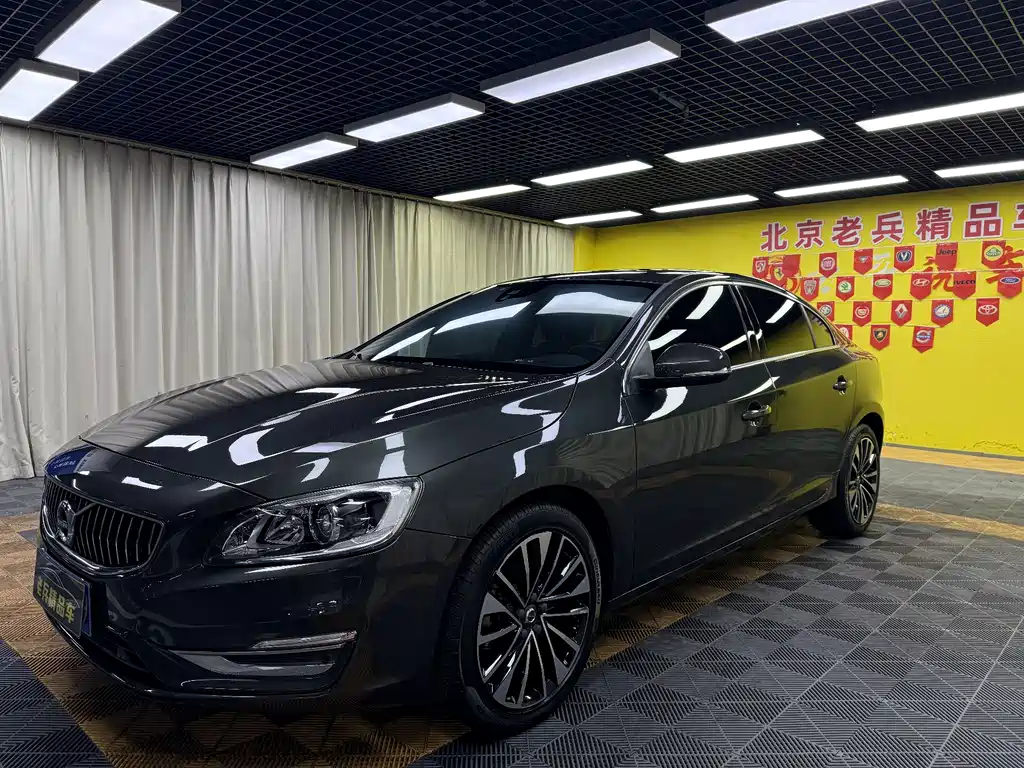 Volvo S60 2018 S60L T4 Zhiyuan Enterprising Edition купить на сайте DeffCars