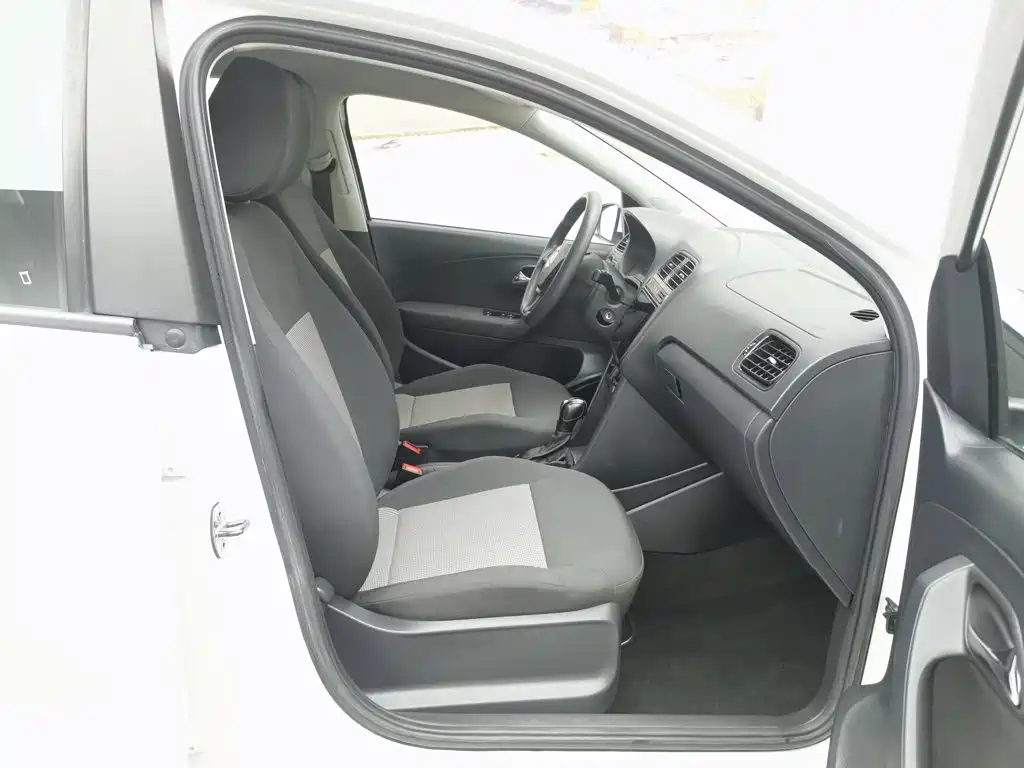 Polo 2018 1.5L automatic safe driving model купить на сайте DeffCars