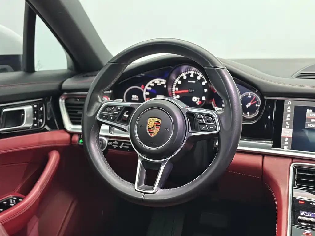 Panamera 2017 Panamera 3.0T купить на сайте DeffCars