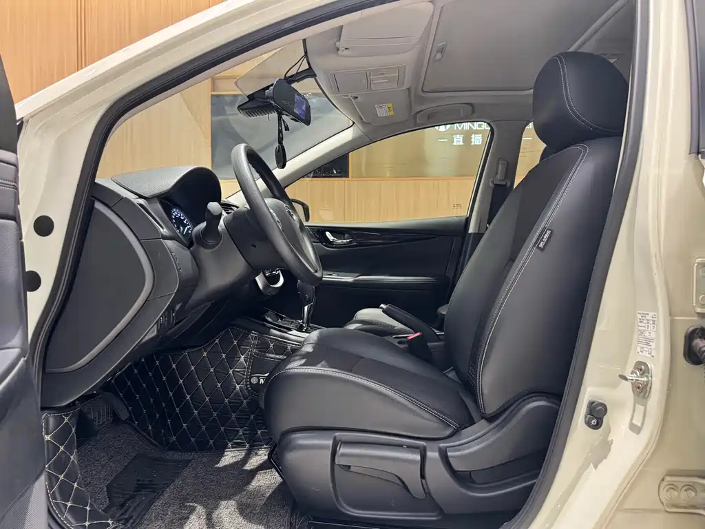 Tiida 2019 1.6L CVT Intelligent Travel Edition National V купить на сайте DeffCars
