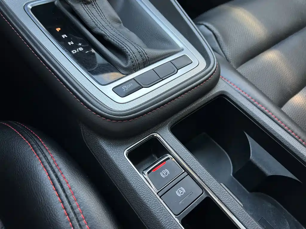 MG6 2019 20T automatic star version купить на сайте DeffCars