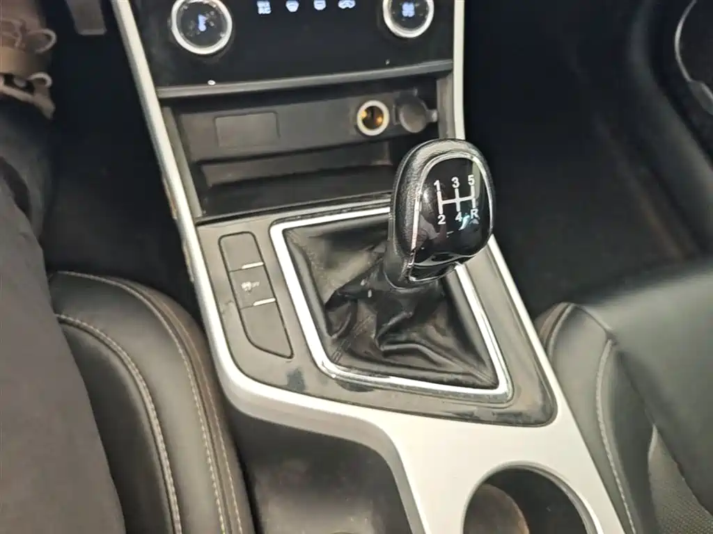Arrizo 5 2019 1.5L Manual New Youth Edition National VI купить на сайте DeffCars