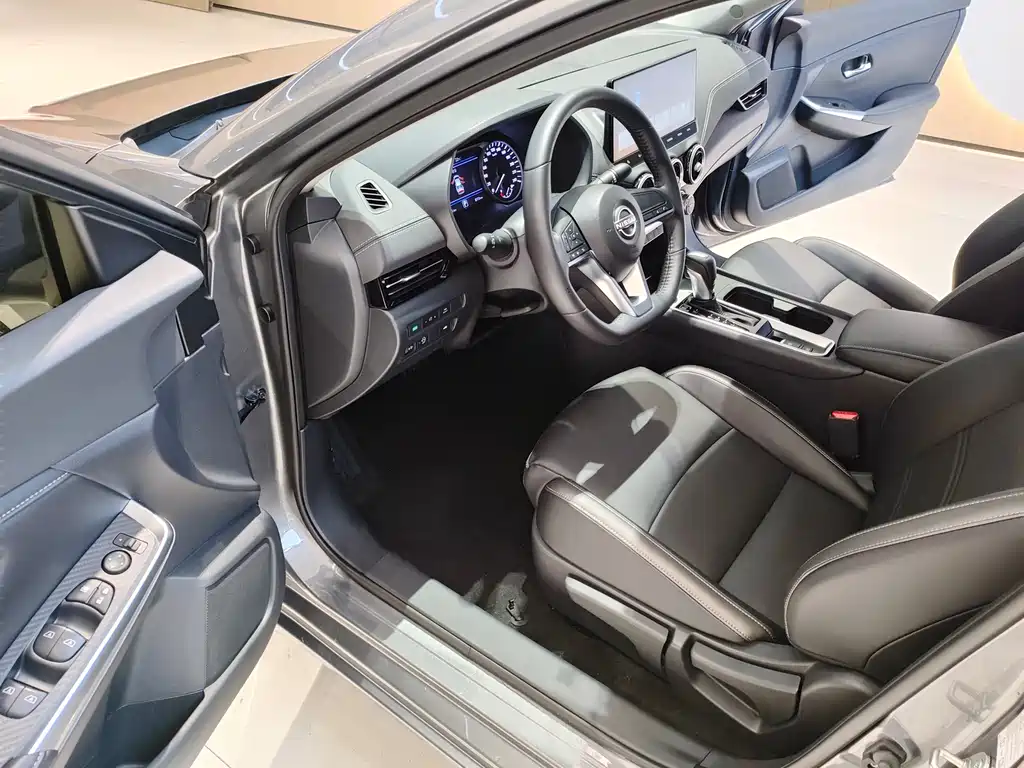 Sylphy 2023 facelift 1.6L CVT Enjoyment Edition купить на сайте DeffCars