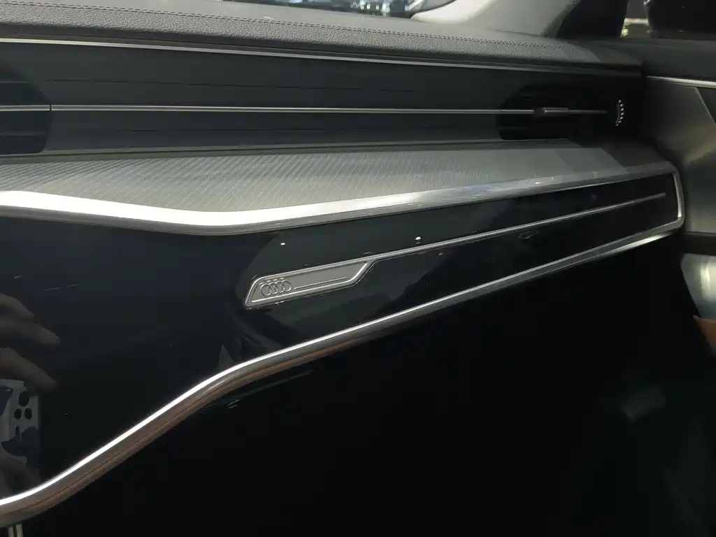 Audi A6L 2021 45 TFSI Premium Elegant Model купить на сайте DeffCars