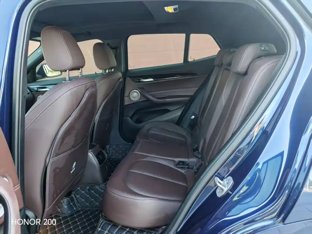 BMW X2 2021 sDrive25i leading M sports package купить на сайте DeffCars