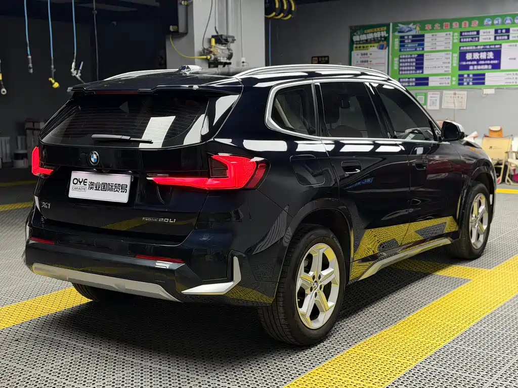 BMW X1 2023 sDrive20Li X Design Package купить на сайте DeffCars