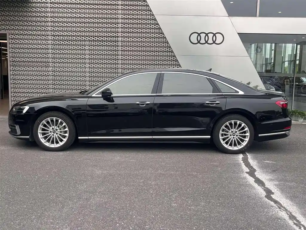Audi A8 2021 A8L 50 TFSI quattro comfort type купить на сайте DeffCars