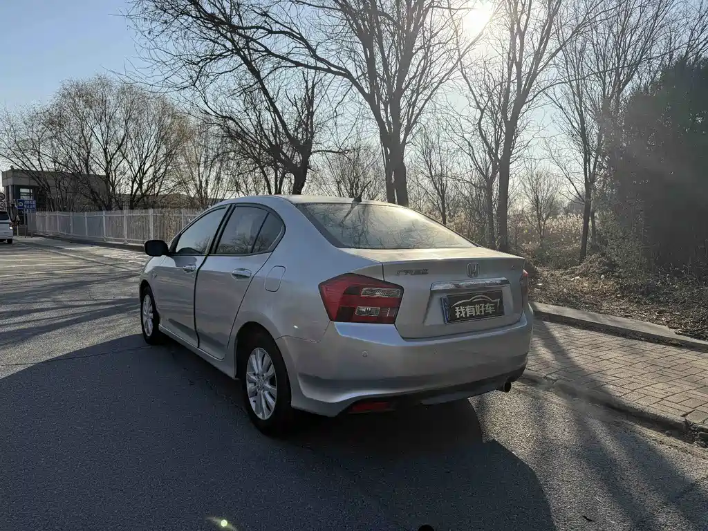 Fengfan Classic 2012 1.5L Automatic Elite Edition купить на сайте DeffCars