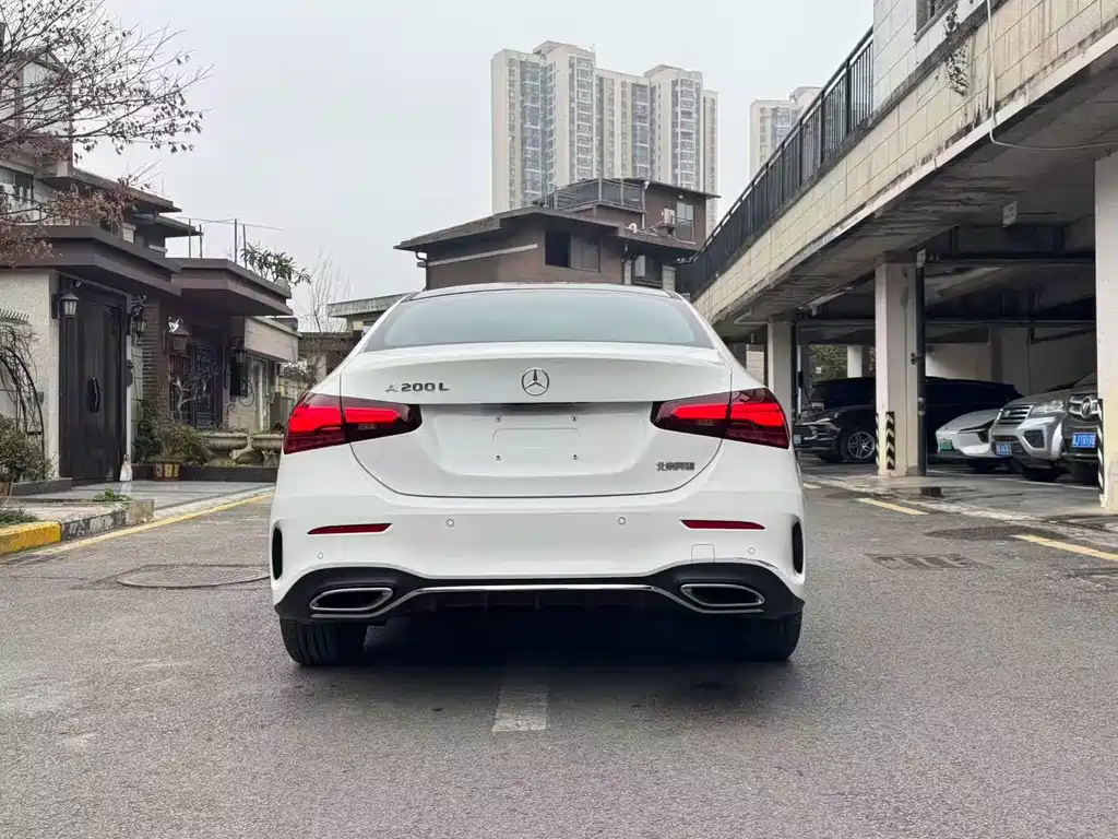 Mercedes-Benz A-Class 2024 A 200 L Fashion купить на сайте DeffCars