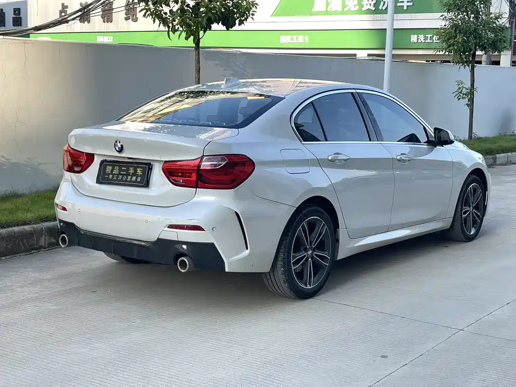 BMW 1 Series 2021 facelift 120i M sports version купить на сайте DeffCars
