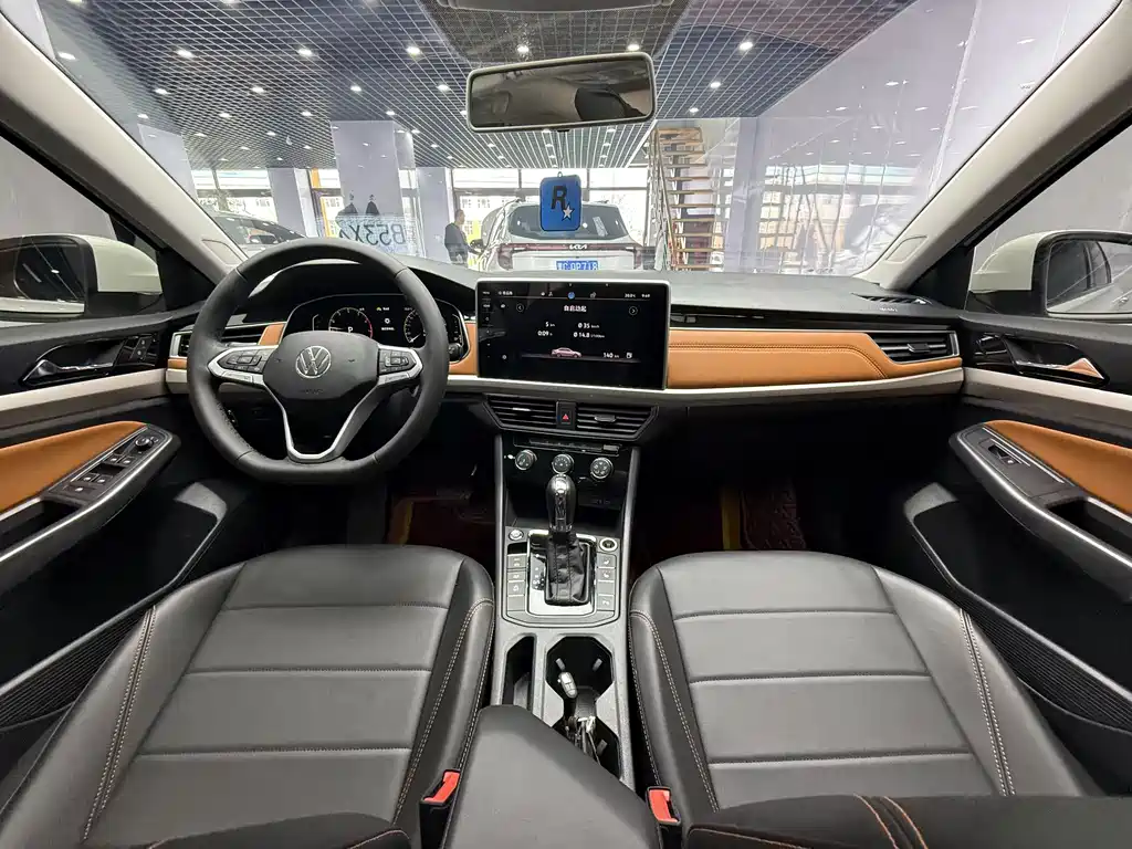 Bora 2023 model 200TSI DSG Yuexing PRO version купить на сайте DeffCars