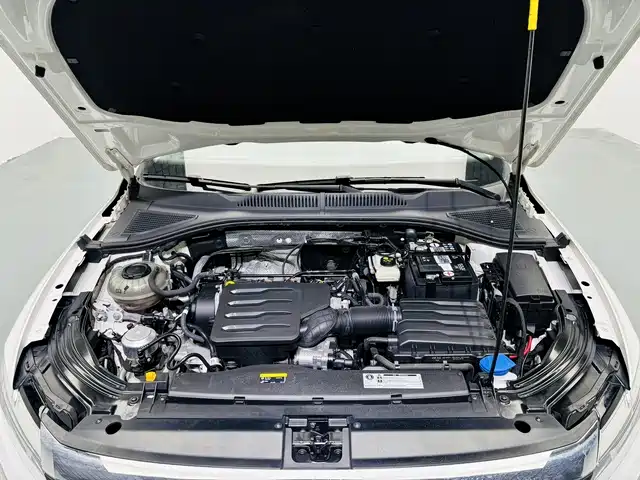 Lavida 2022 1.5L automatic comfort version купить на сайте DeffCars