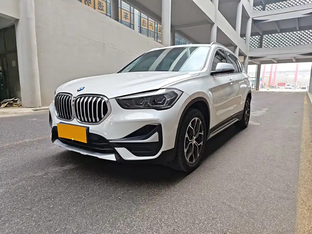BMW X1 2022 sDrive20Li Fashion Model купить на сайте DeffCars
