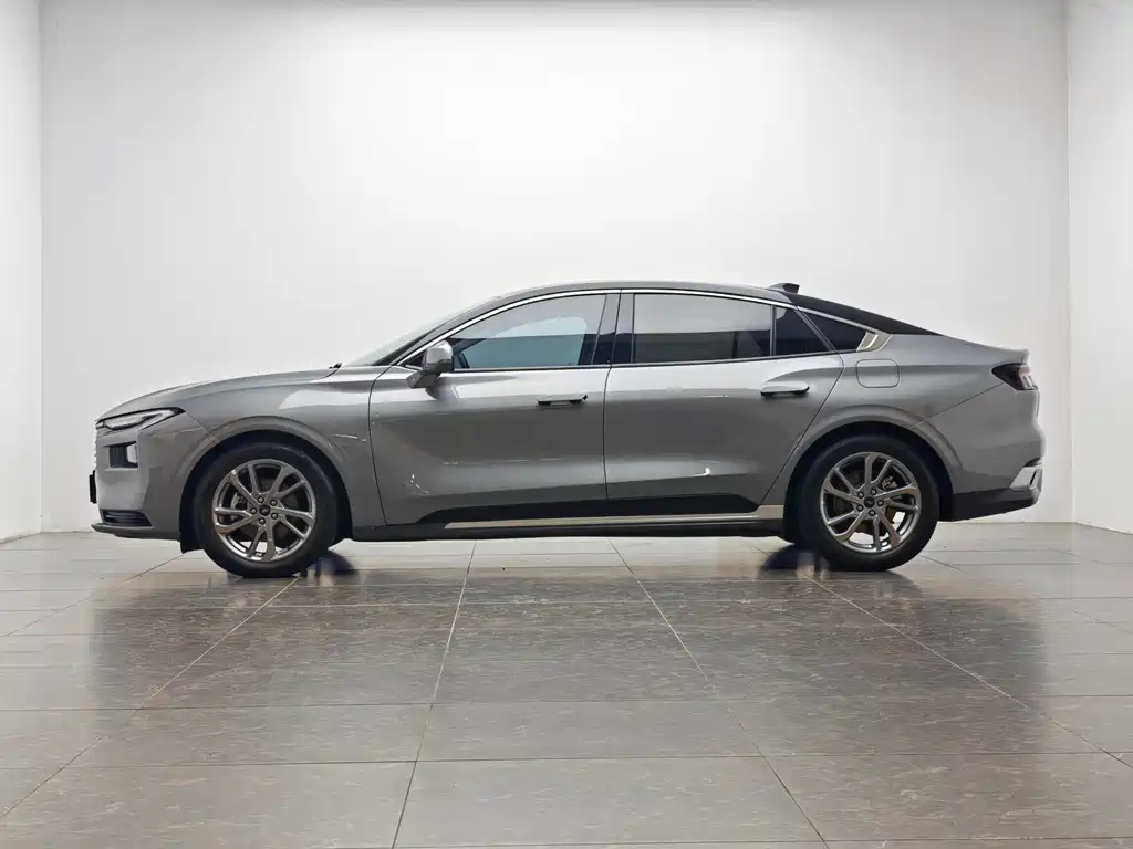 Mondeo 2023 EcoBoost 180 Luxury купить на сайте DeffCars