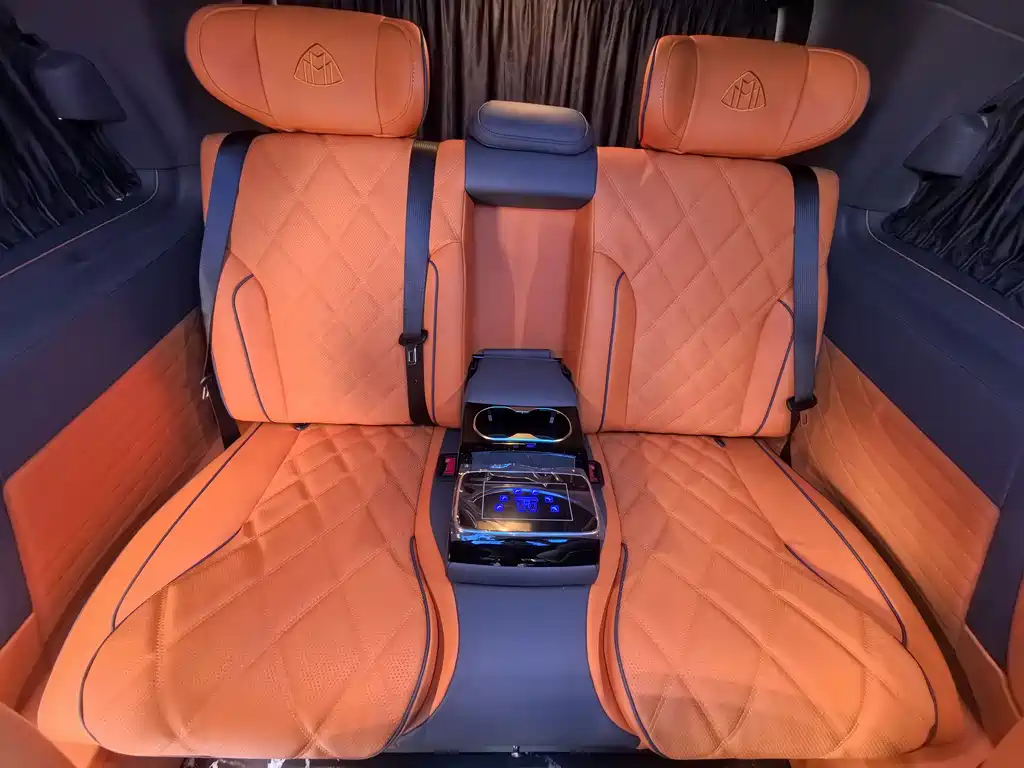 Vito 2021 2.0T Business Edition 7 seats купить на сайте DeffCars
