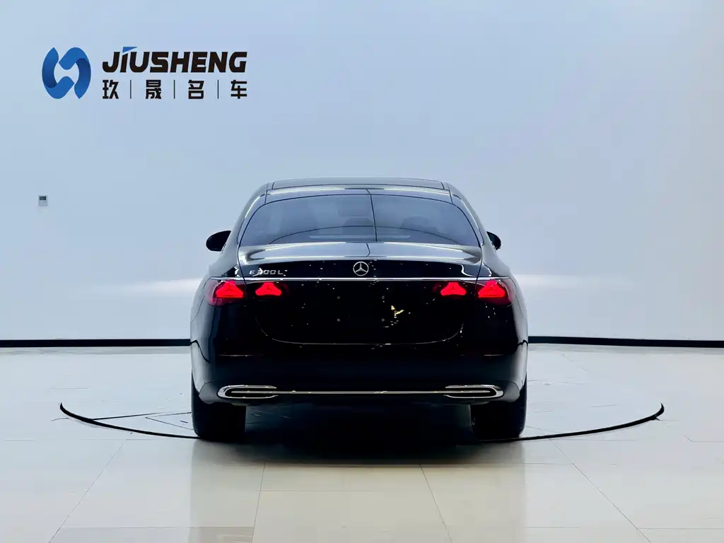 Mercedes-Benz E-Class 2025 E 300 L Luxury Model купить на сайте DeffCars