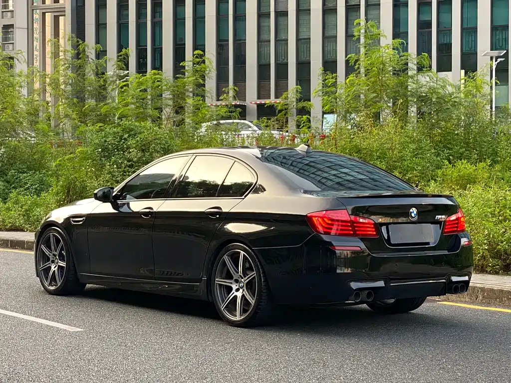 BMW M5 2014 M5 Year of the Horse Limited Edition купить на сайте DeffCars