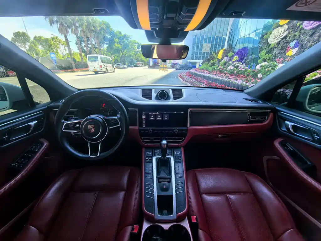 Macan 2018 Macan 2.0T купить на сайте DeffCars