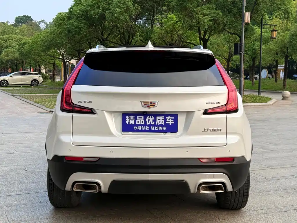 Cadillac XT4 2021 28T two-wheel drive leading model купить на сайте DeffCars