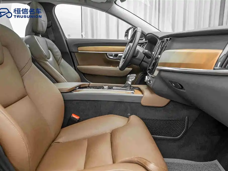 Volvo S90 2020 facelift T5 Zhiyuan Deluxe Edition купить на сайте DeffCars