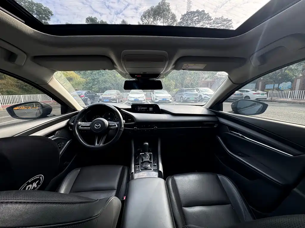 Mazda3 Angkesela 2020 2.0L Automatic Premium Edition купить на сайте DeffCars