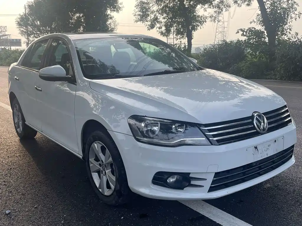Bora 2014 1.6L automatic comfort type купить на сайте DeffCars