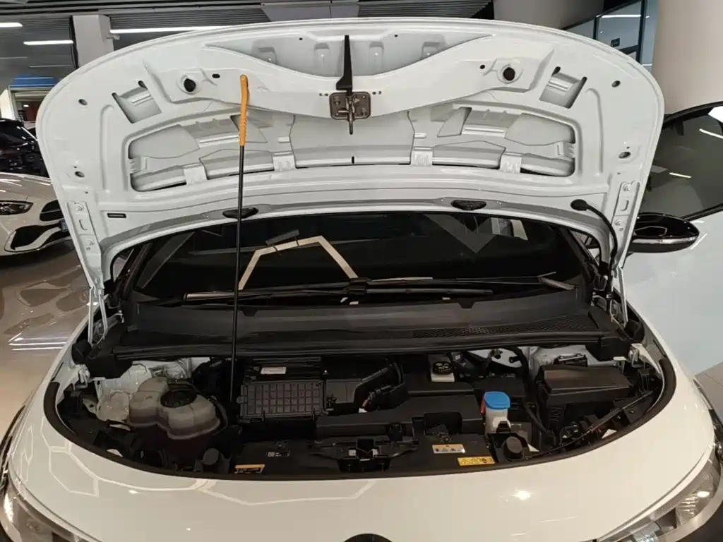 Volkswagen ID.3 2023 upgraded model pure smart version купить на сайте DeffCars