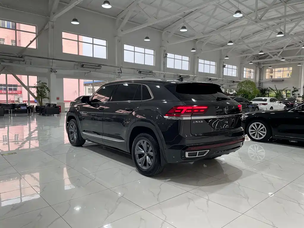 Touron 2022 Touron X 380TSI four-wheel drive luxury version купить на сайте DeffCars