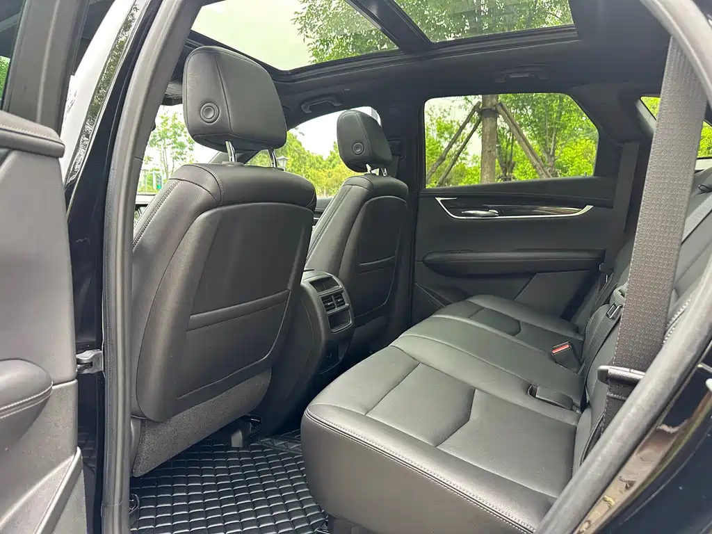 Cadillac XT5 2022 2.0T two-wheel drive luxury model купить на сайте DeffCars