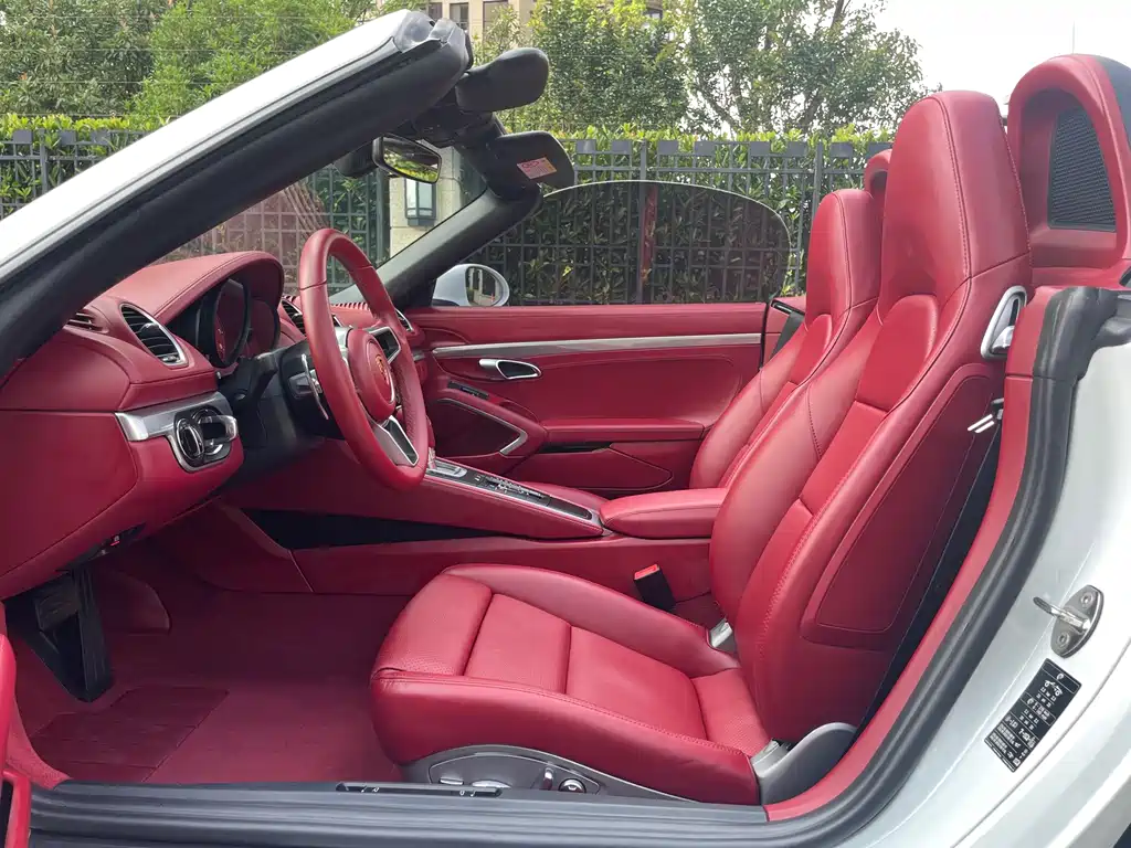 Porsche 718 2016 Boxster 2.0T купить на сайте DeffCars