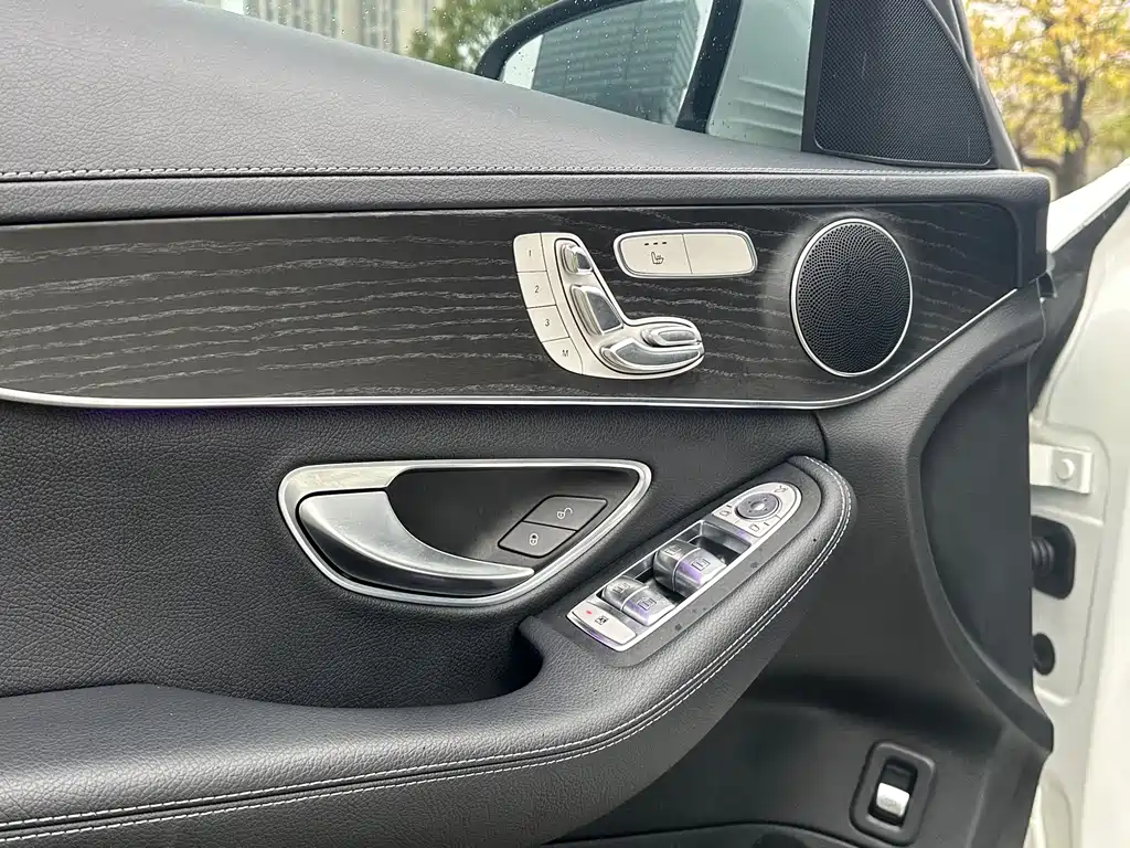 Mercedes-Benz C-Class 2020 facelift C 260 L sports version купить на сайте DeffCars