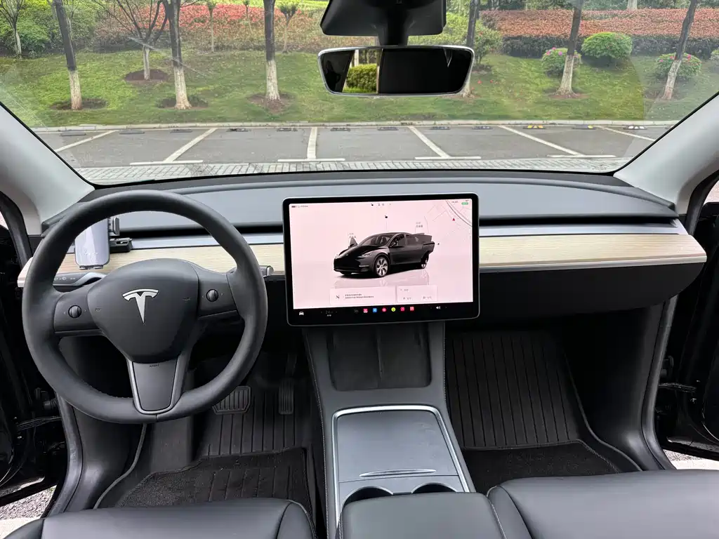 Model Y 2022 facelift rear-wheel drive version купить на сайте DeffCars