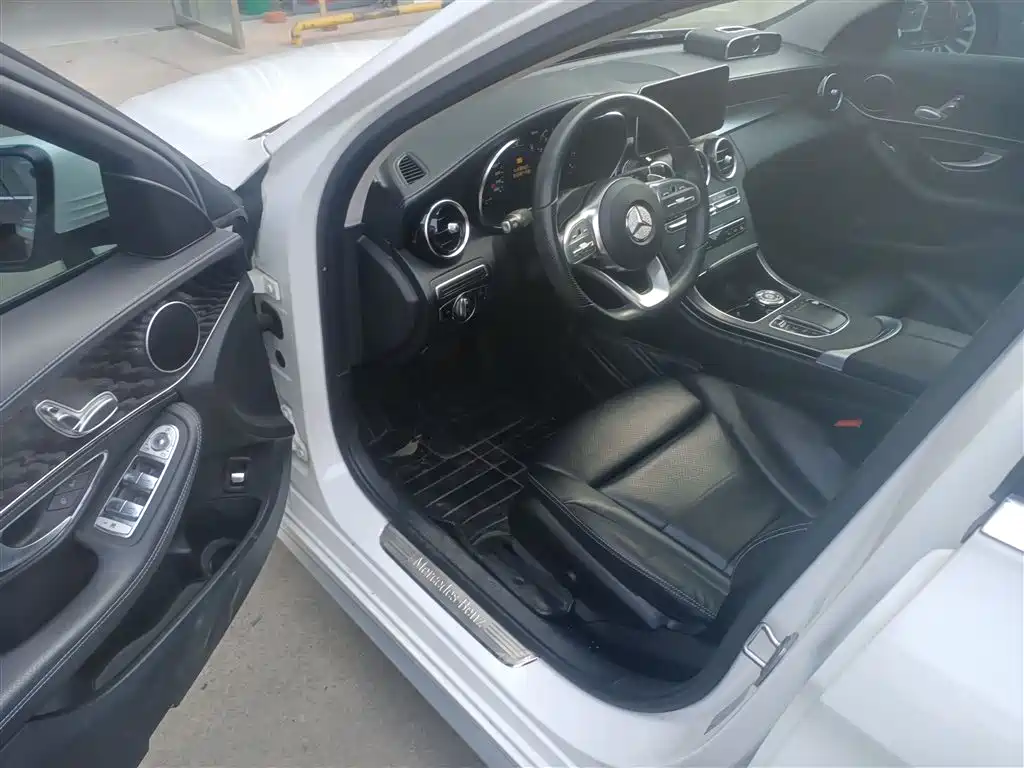 Mercedes-Benz C-Class 2020 C 200 L Fashionable Sports Edition купить на сайте DeffCars