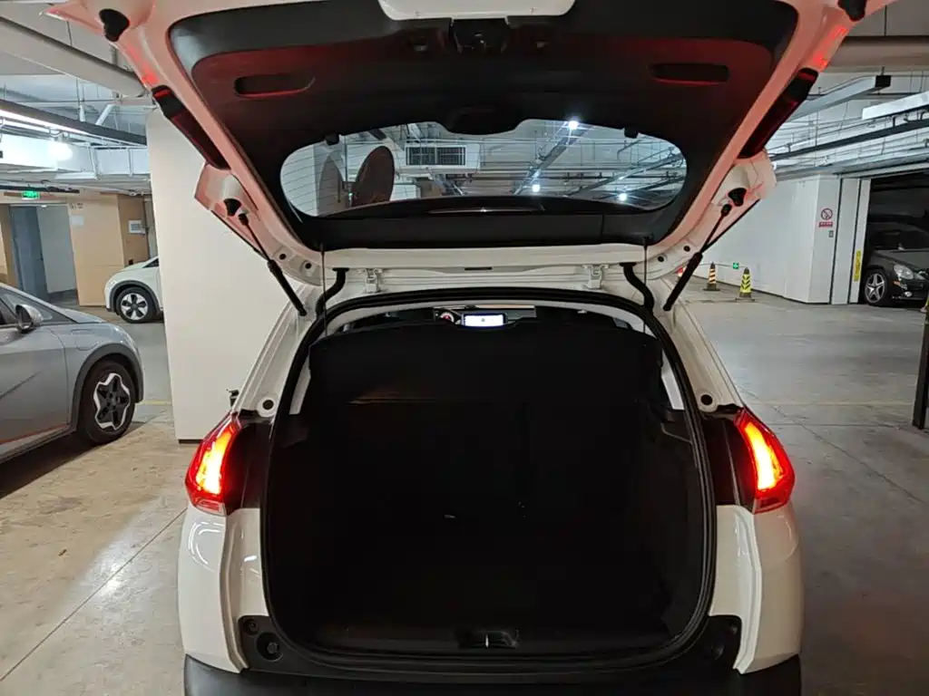 Peugeot 2008 2014 1.6L automatic trendy version купить на сайте DeffCars