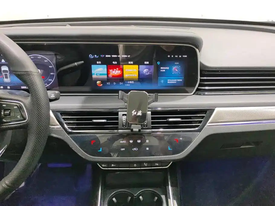 Hongqi HS5 2022 facelift 2.0T Zhilian Qixiang four-wheel drive version купить на сайте DeffCars