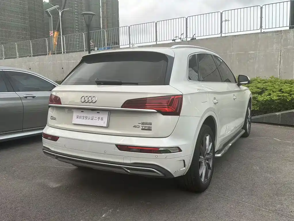 Audi Q5L 2023 40T Fashionable and Elegant Model купить на сайте DeffCars