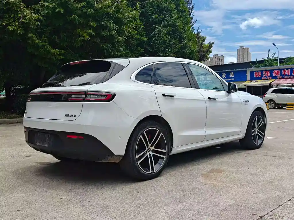 Aito M5 2023款 纯电四驱智驾版 купить на сайте DeffCars