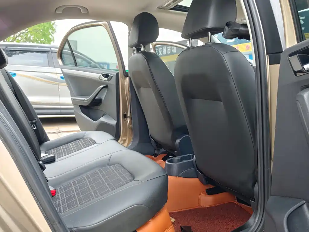 Jetta 2019 Dream Edition 1.5L Automatic Comfort Type купить на сайте DeffCars