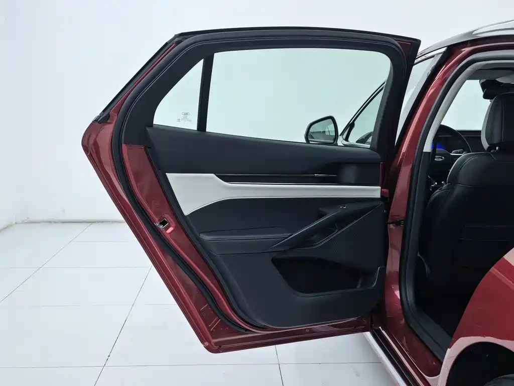 Mondeo 2022 EcoBoost 245 Luxury купить на сайте DeffCars